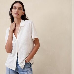 Banana Republic Linen Button-down